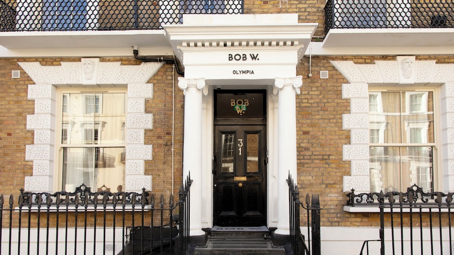Bob W London Olympia