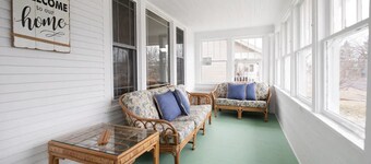The Sunflower Home with Game Room & Hot Tub! Pet Friendly!