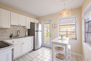 Mikrovågsugn, ugn och spishäll