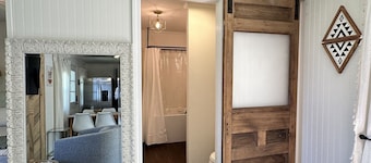 D'Arbonne Nest Rentals: The Gator's Nest