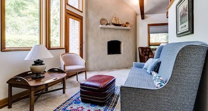 Charming Italian Villa • Close to Ducks Games, UO Campus & Local Vineyards
