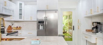 The Cove 4Rms 5Bed 2Bth \ Walking Distance 2 Beach