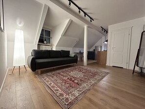 Smart TV - Apartment in the Center of Warsaw in a historic building next to the Old Town. (Warsaw)