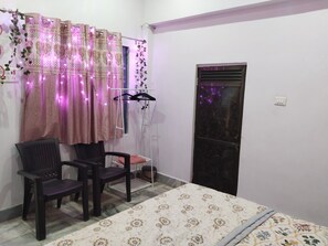 4 Schlafzimmer, Bügeleisen/Bügelbrett, WLAN, Bettwäsche