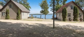 Rae's Retreat on Little Platte Lake w/ Private Dock!
