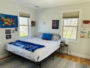 5 makuuhuonetta, ilmainen Wi-Fi, vuodevaatteet