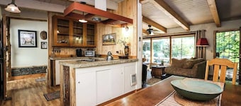 Forest Oasis 3BR • Near UO, Autzen & River
