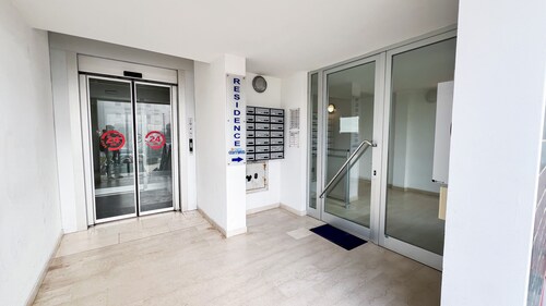 Le Due Farfalle by Ca-Sa Check