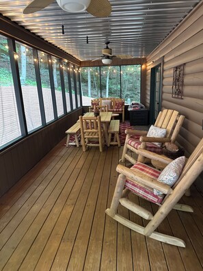 Dining - "Hidden Oaks" Log Cabin at Patoka Lake-French Lick - Southern Indiana Escape! (Birdseye)