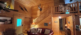 "Hidden Oaks" Log Cabin at Patoka Lake-French Lick - Southern Indiana Escape!