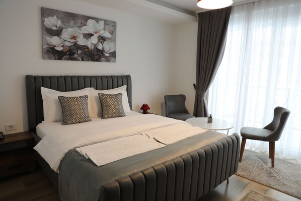 Standard Double Room, 1 Bedroom, Hill View