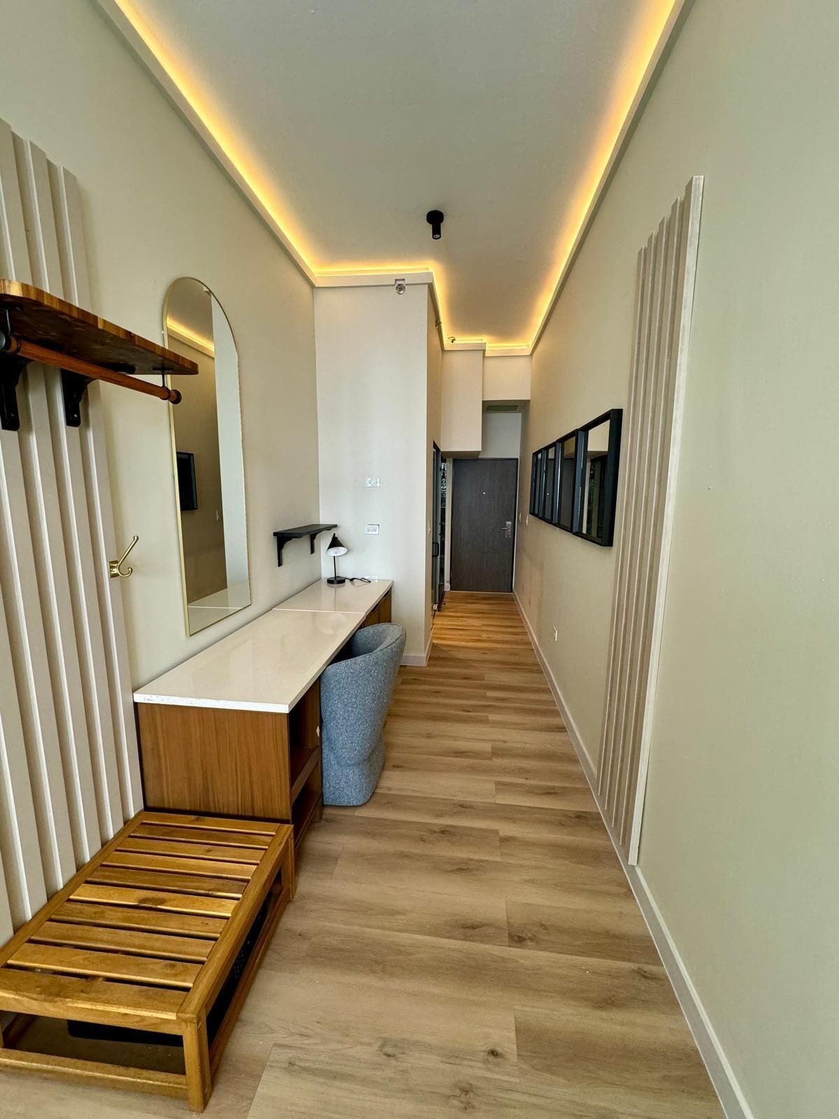 Economy Studio | Living area