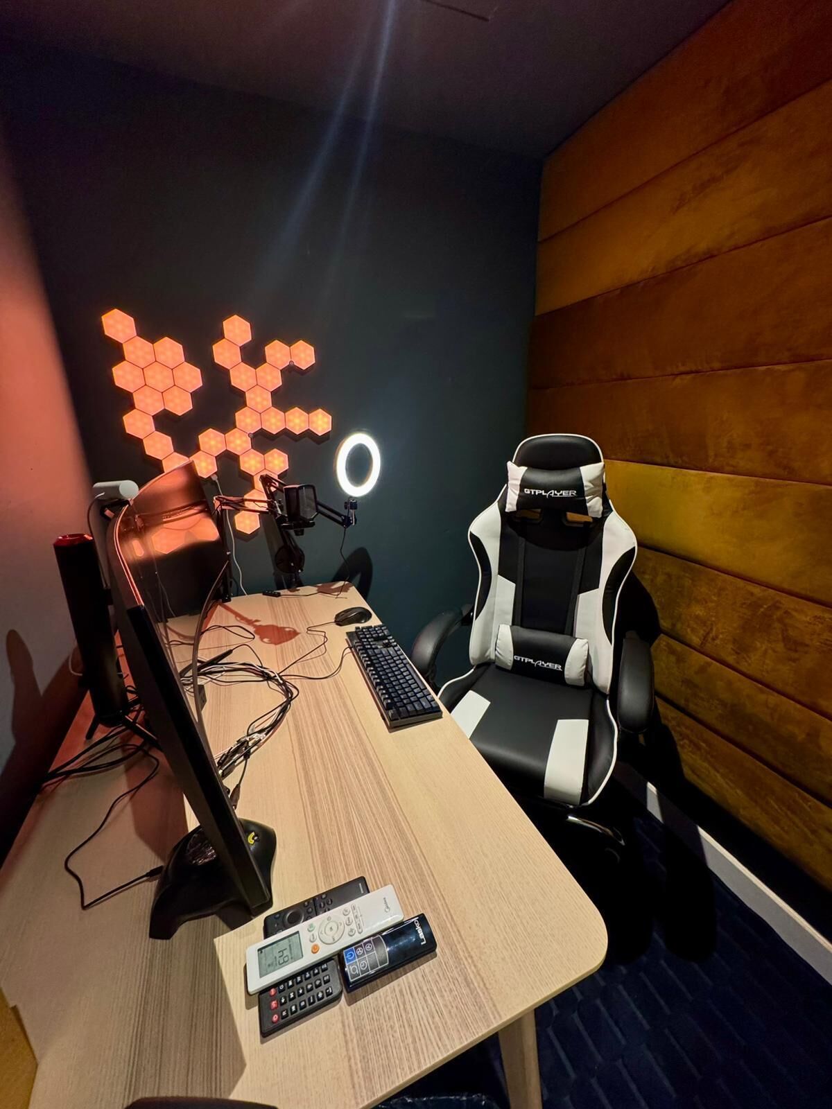 Photo - Metro Art Hotel