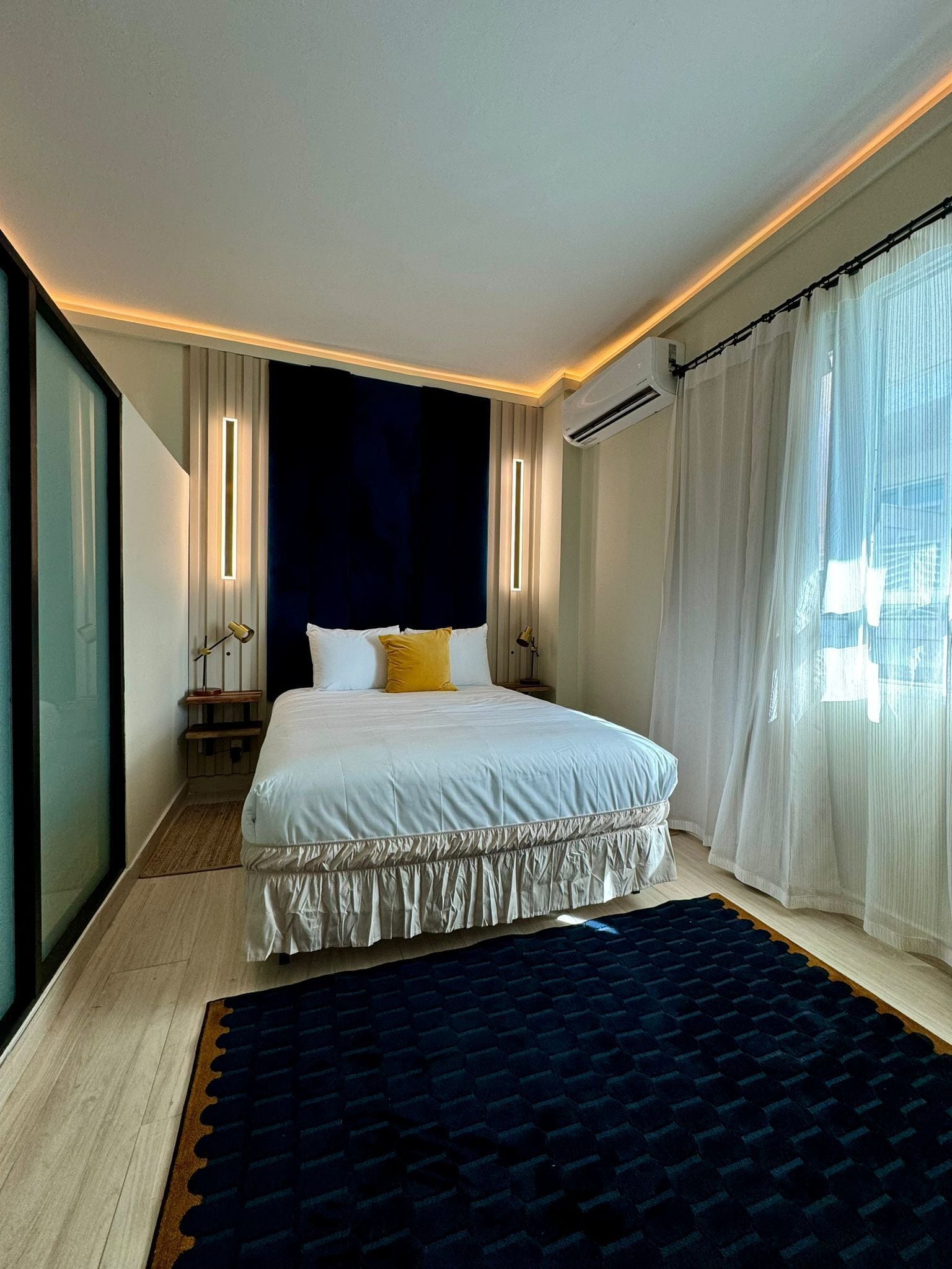 Literie de qualité supérieure, minibar, décoration personnalisée, bureau