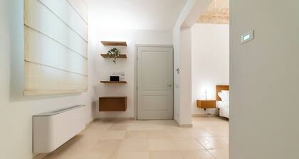 Suite - Pumo - One Bedroom Guest House, Sleeps 2