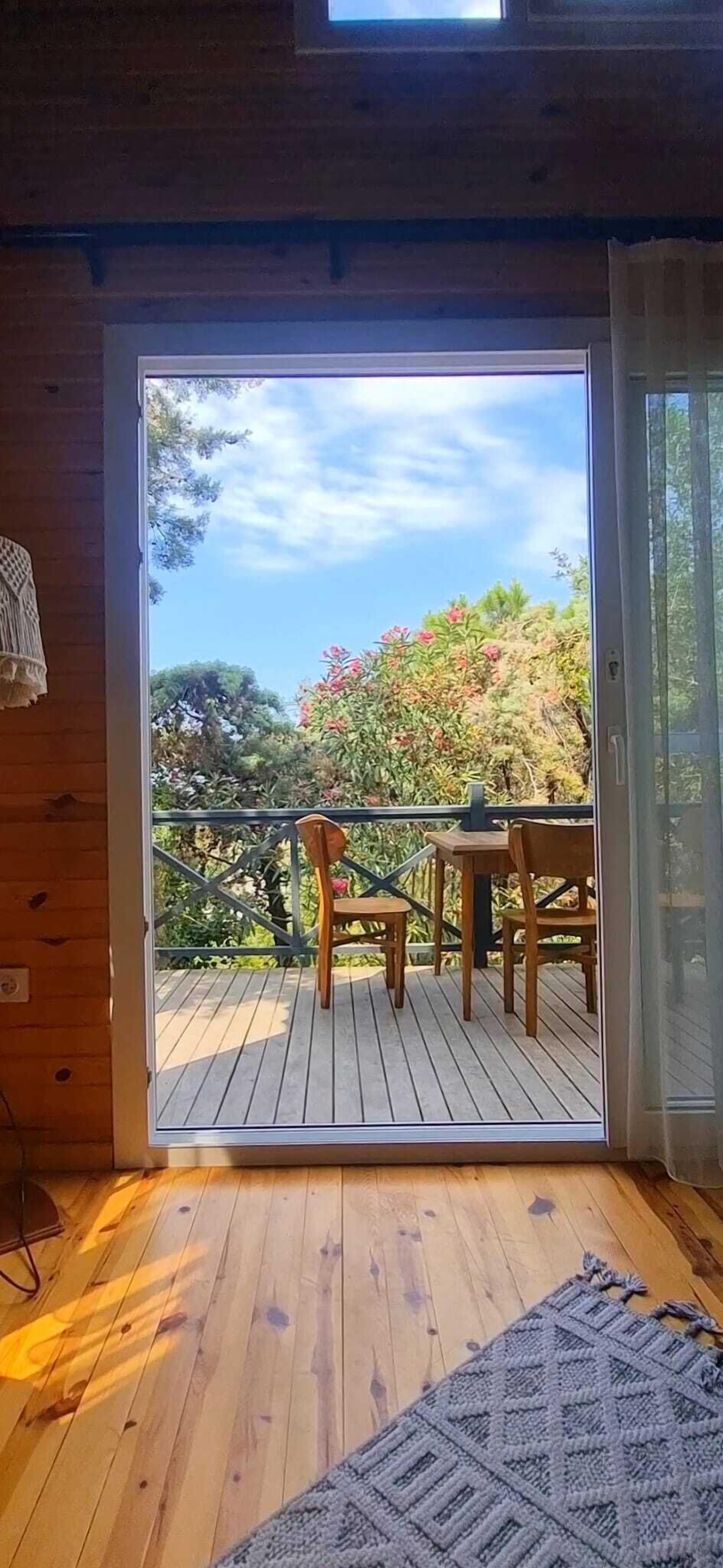 Deluxe Chalet, 1 Queen Bed with Sofa bed, Mountain View, Mountainside | Terrace/patio