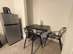 Interior - Charming Studio in the Heart of Montrose (Houston)