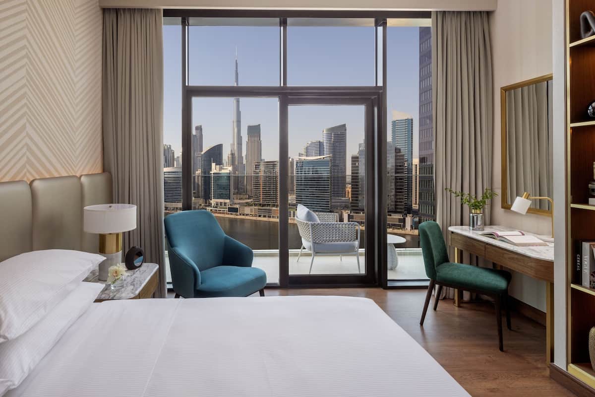 Ropa de cama de alta calidad, cubrecamas y colchones con efecto memoria