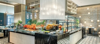 Crowne Plaza Xi'an Weiyang by IHG