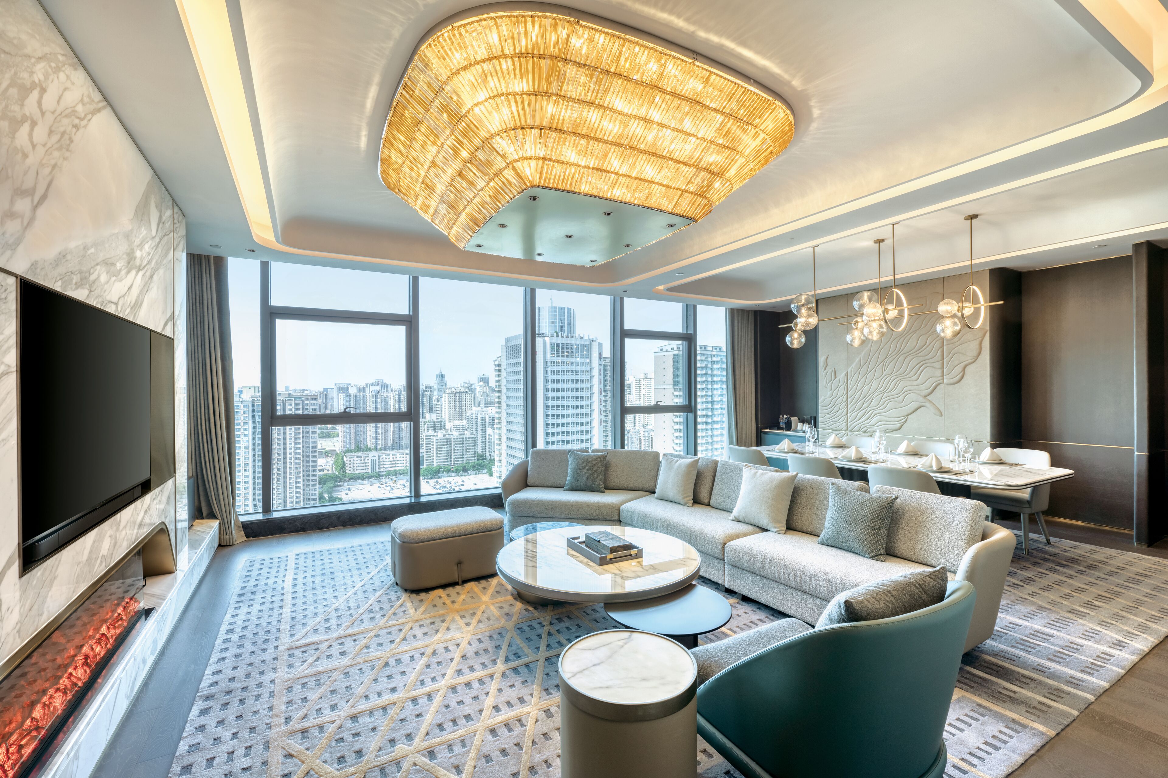 Rom – president, 1 queensize-seng | Sengetøy av topp kvalitet, dundyner, minibar og safe på rommet