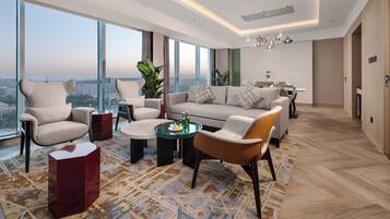 Suite, 1 habitación (Dining Area) | Servicios de la habitación