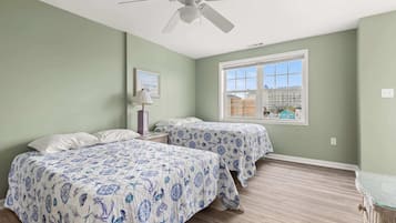 4 bedrooms, free WiFi, bed sheets