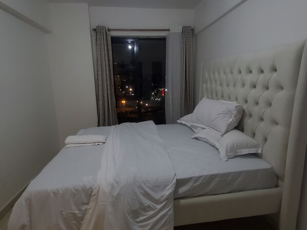 2 soverom, strykejern/-brett, wi-fi og sengetøy