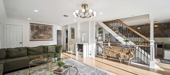 Riverfront Retreat-HotTubIDock|Fenced YardINear DC