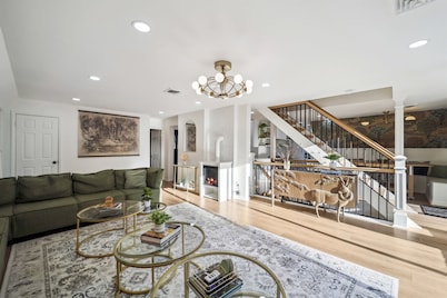 Riverfront Retreat-HotTubIDock|Fenced YardINear DC