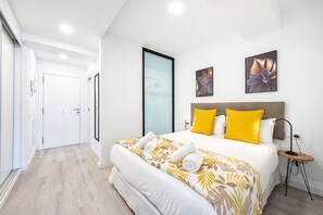 1 chambre, fer et planche Ă repasser, Wi-Fi gratuit, draps fournis