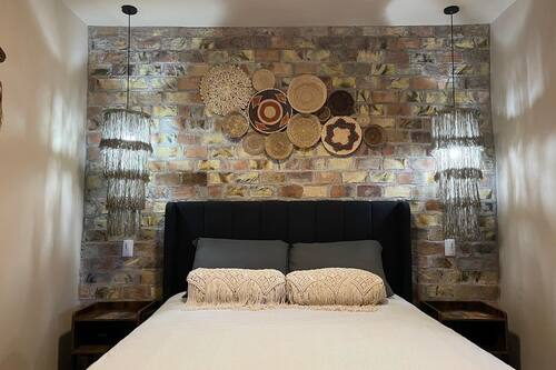 Loft de diseñador | Cortinas blackout, tabla de planchar con plancha y wifi gratis