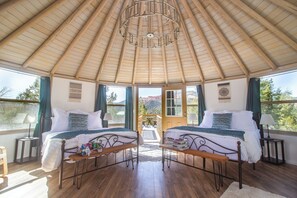 1 habitación, wifi y ropa de cama