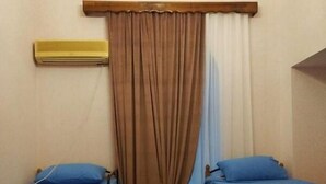 Habitación cuádruple básica