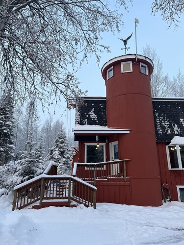 Sterling Homestead Near the Kenai River