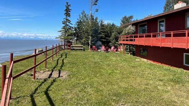 Property grounds - Tide Place - Bear Den (Kenai)