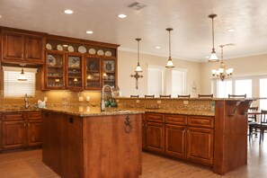 Ferienhaus, Mehrere Betten (Farr Away Living) | Bar (in der Unterkunft)