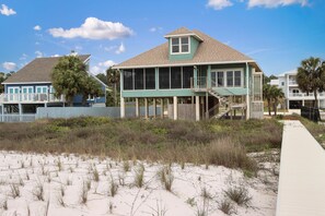 Exterior - Farr Away Living (Port St. Joe)