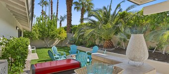 Walking On Sunshine - Beautiful Palm Springs Retreat