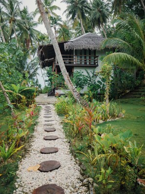 Exterior - Kaini Mentawai (Pulau Masokut)