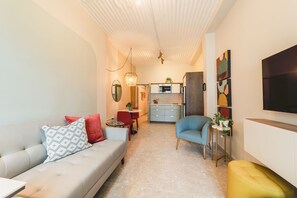 Smart TV - Menta - Elegant One-Bedroom Suite by Placita of Santurce + Generator (San Juan)