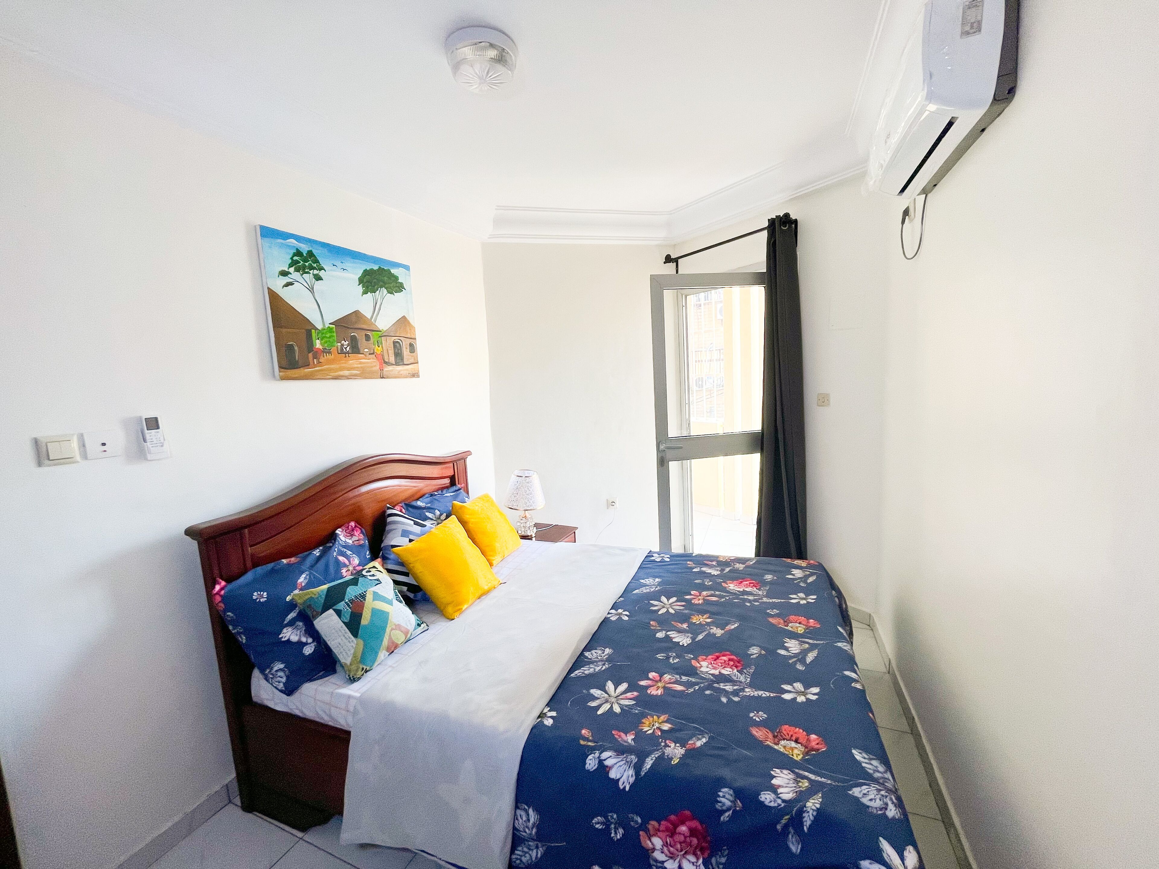 2 makuuhuonetta, silitysrauta/-lauta, Wi-Fi, vuodevaatteet