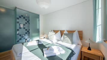 2 Schlafzimmer, Bügeleisen/Bügelbrett, kostenloses WLAN, Bettwäsche