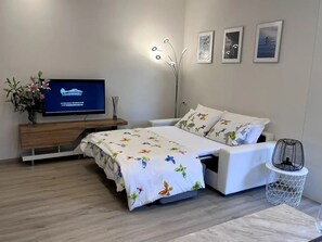 1 chambre, bureau, fer et planche à repasser, accès au Wi-Fi (inclus)
