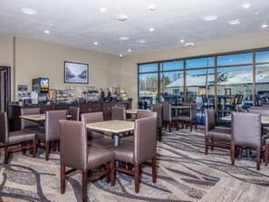 Komplett frokost er inkludert hver dag