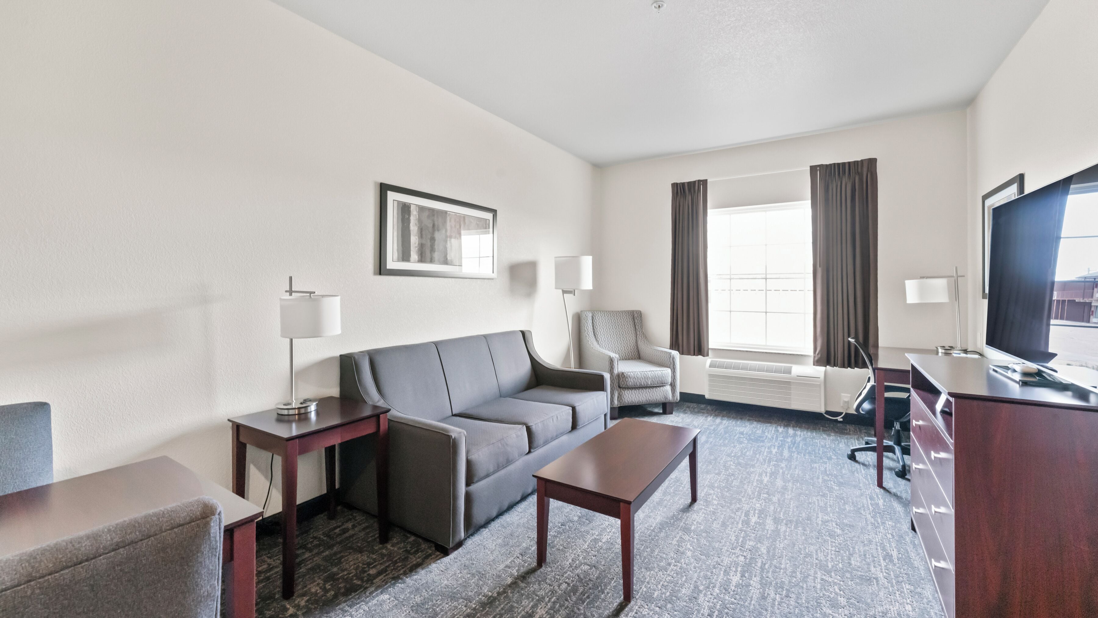 55-Zoll-Flachbildfernseher mit Kabelempfang