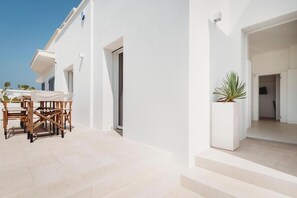 Exterior - Marhaba (Salve)