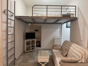 1 室のベッドルーム、アイロン / アイロン台、WiFi、ベッドシーツ