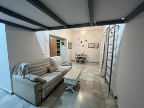 Living area - Apartamento La Palma en Casco Histórico (Córdoba)