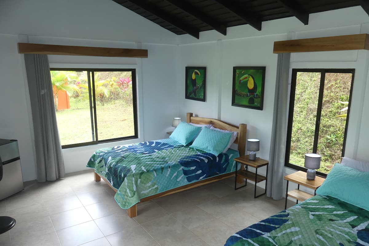 Vila família | 1 quarto, cofres nos quartos, individualmente decorados