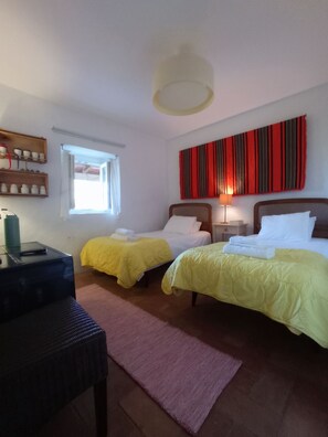 2 bedrooms, free WiFi, bed sheets